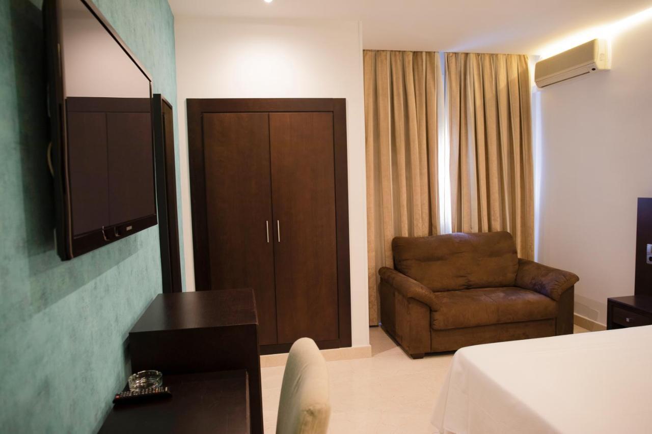Hotel El Meson Torrijos Dış mekan fotoğraf